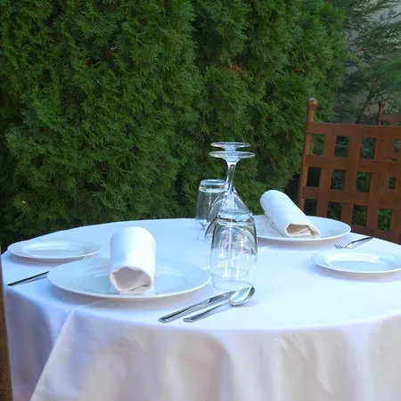 Palacio Rejadorada Konukevi Toro