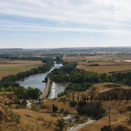 Palacio Rejadorada 3* Toro