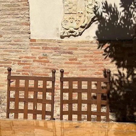 Palacio Rejadorada Πανσιόν 3*