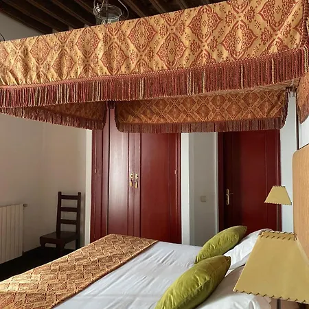 Palacio Rejadorada Gæstehus 3*