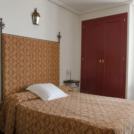 Palacio Rejadorada 3*