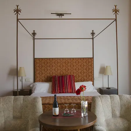 Palacio Rejadorada Toro