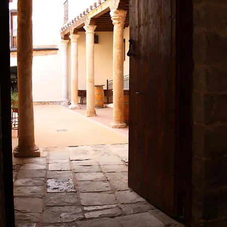 Palacio Rejadorada 3*