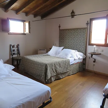 Palacio Rejadorada 3*