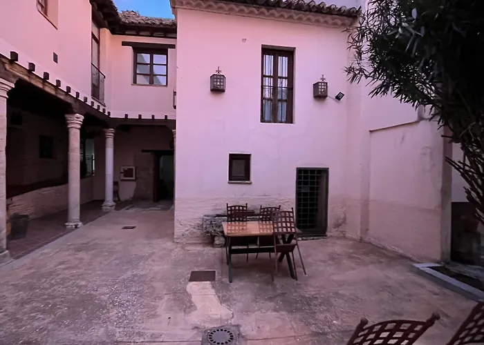 Guest house Palacio Rejadorada